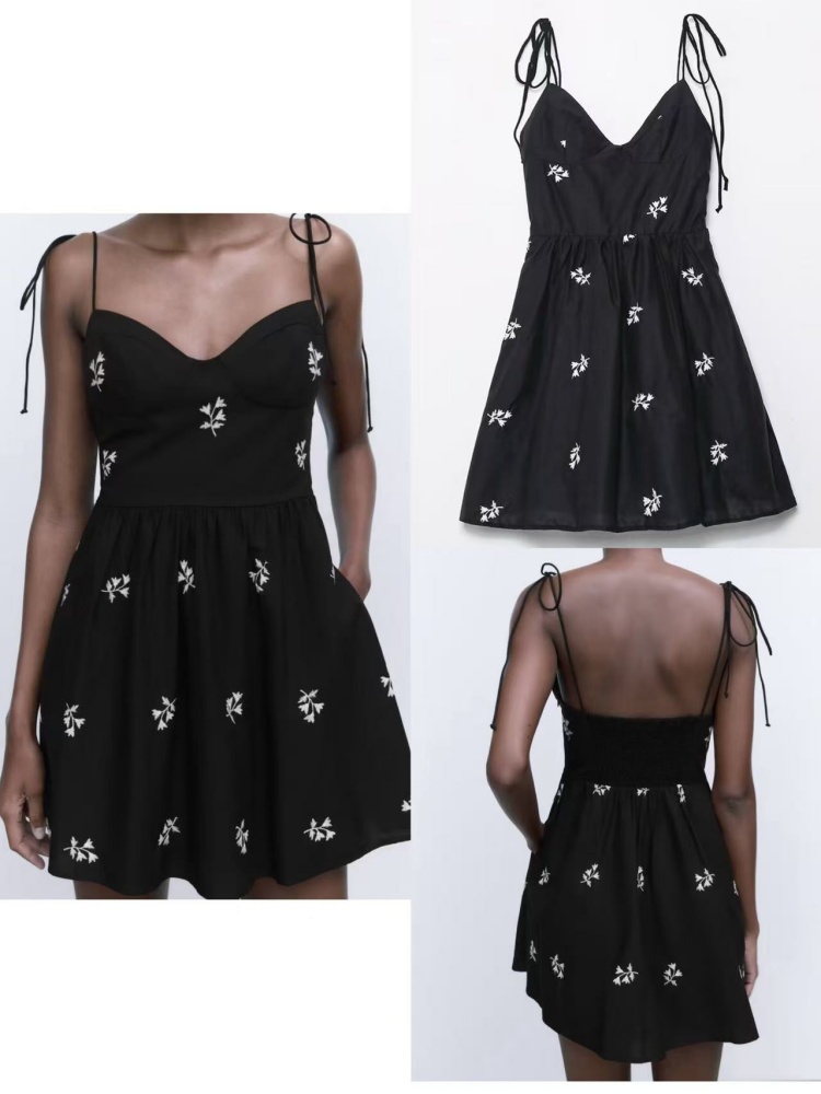 Women's black dress, taffeta,  - đánh giá và giá French Vintage Floral Midi Dress